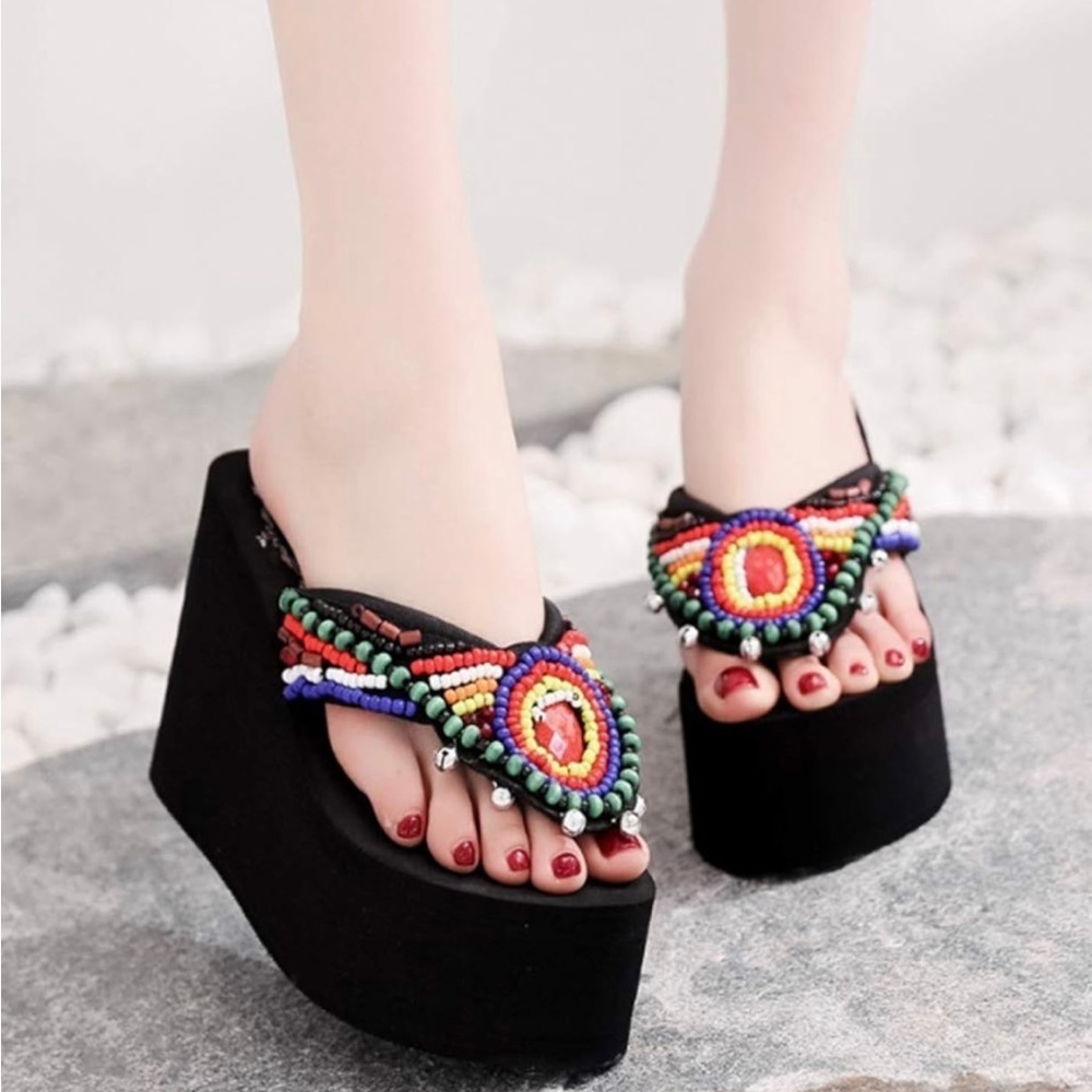 Adorable beaded super high heeled flip flops with tiny silver bells - Picture 2 of 3